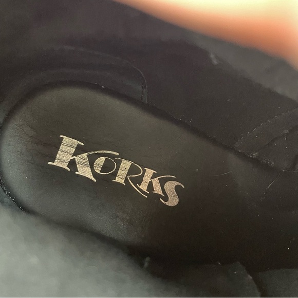 Korks Black Leather Bootie Boots Ankle Shoes Women Size 8M - Picture 2 of 9